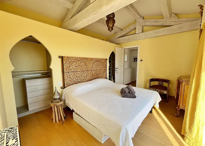 Villa Majesteuse Et Luxieuse à 5 Minutes De Monaco *
