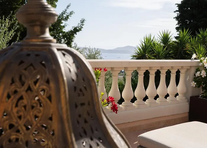 Villa Majesteuse Et Luxieuse à 5 Minutes De Monaco